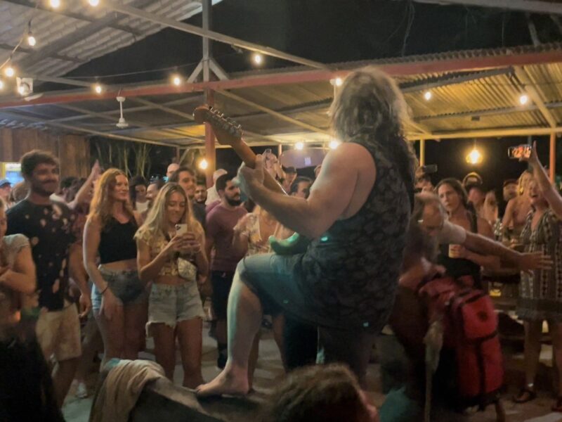 Hotel Rio Lindo – Live Music